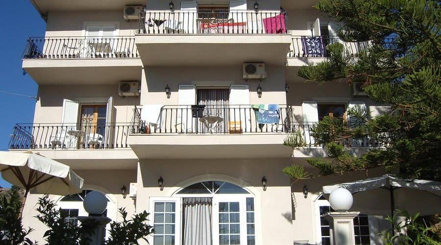 Sea Breeze Apartment — Demo 2 main view